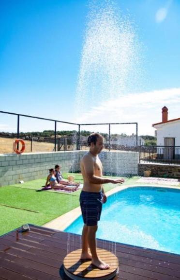 Apartamento Loft La Encina Torrejón el Rubio Eksteriør bilde